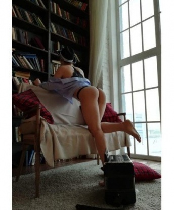 💋🔥 У меня есть все для того, чтобы сделать нашу встречу незабываемой – обворожительная внешность, умение слушать и прекрасное чувство юмора.
Мои услуги включают классический секс, оральные ласки и многое другое. Я всегда открыта для новых экспериментов и готова удовлетворить тебя во всех отношениях. Отличные отзывы подтверждают мою профессиональность и умение доставлять удовольствие.
Мое фото настоящее, что ты можешь проверить при личной встрече. Жду тебя в Москве для незабываемого времяпрепровождения. 🌃💫 Виктория